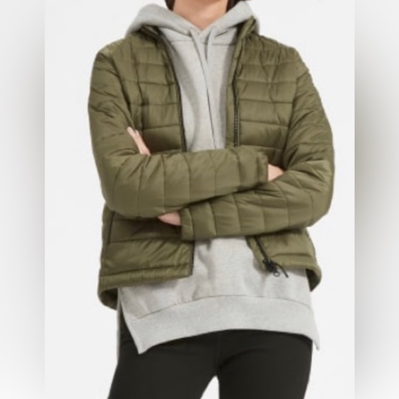 Everlane Jackets & Blazers - Everlane Olive Green Lightweight Puffer Jacket Coat size Medium